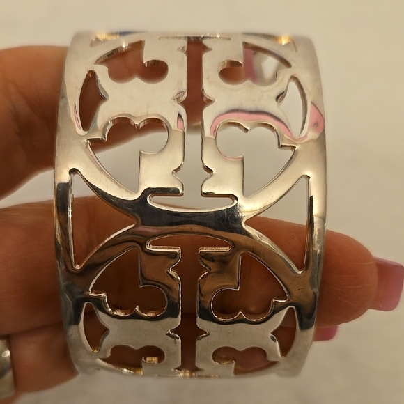 NWOT Tory Burch Silver Plated Cuff Bracelet - Picture 2 of 5